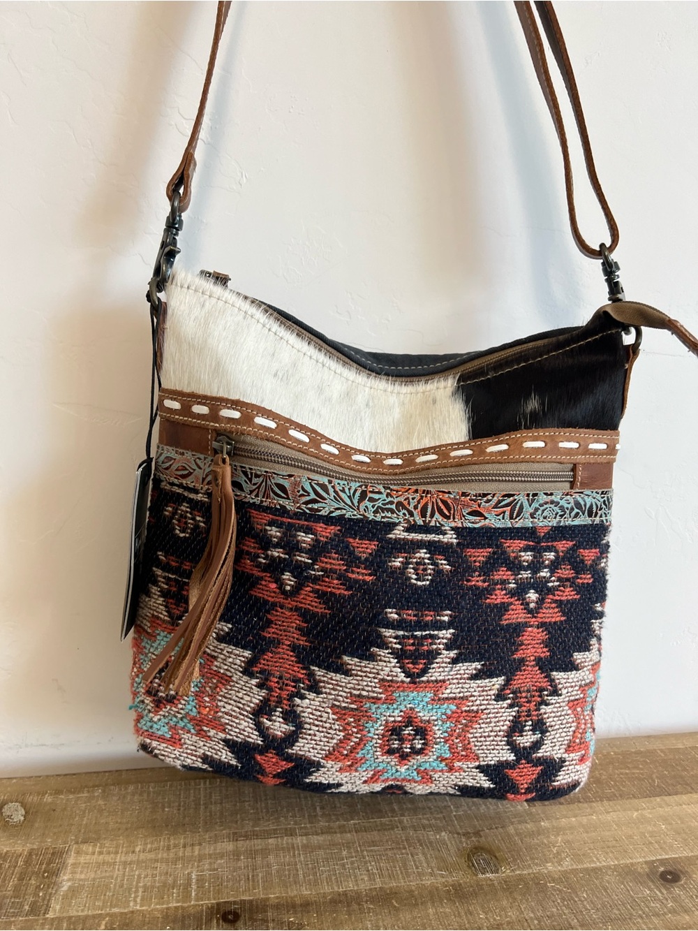 New Myra Bag Boho Aztec Crossbody with Cowhide & Embossed Leather Trim - Picture 5 of 10